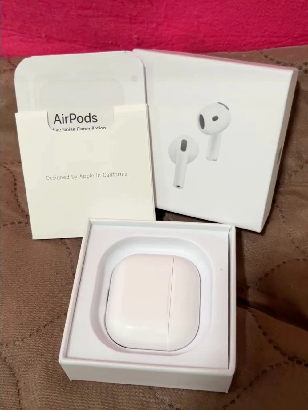 Apple airpods active